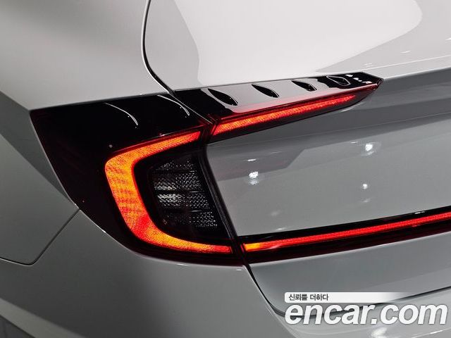 Hyundai Sonata 2023 — фото 9