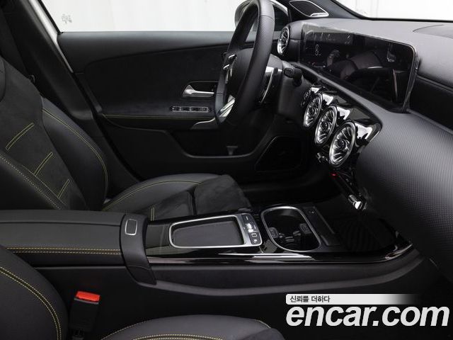 Mercedes-Benz A-Class 2025 — фото 9