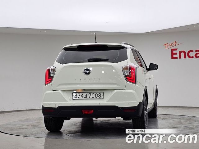 SsangYong Tivoli 2022 — фото 4