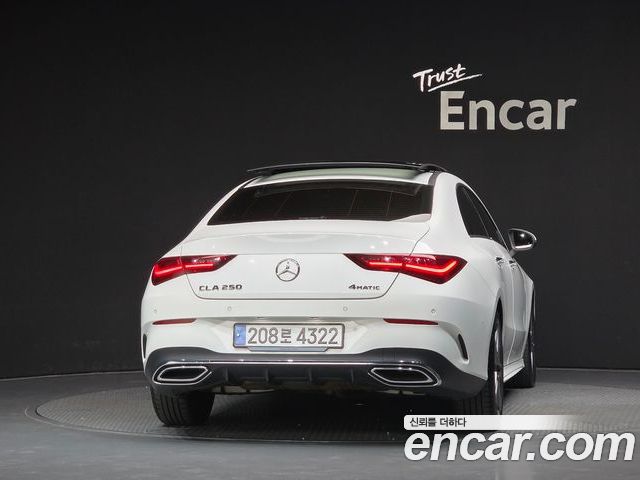 Mercedes-Benz CLA 2024 — фото 4