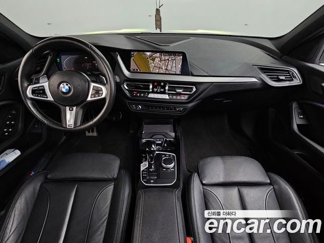 BMW 1 Series 2022 — фото 10