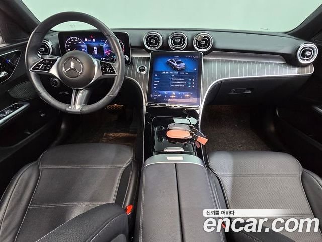 Mercedes-Benz C-Class 2022 — фото 10