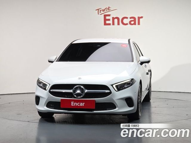 Mercedes-Benz A-Class 2022 — фото 3