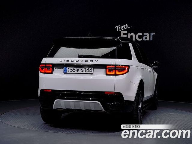 Land Rover Discovery Sport 2025 — фото 4