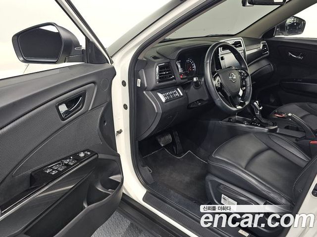 SsangYong Tivoli 2022 — фото 10