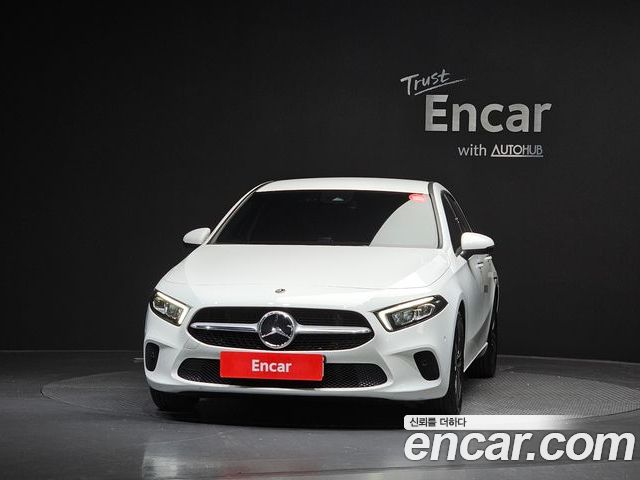 Mercedes-Benz A-Class 2023 — фото 3
