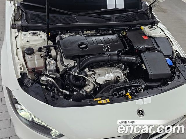 Mercedes-Benz A-Class 2023 — фото 6