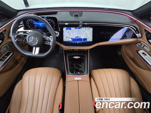 Mercedes-Benz E-Class 2024 — фото 10