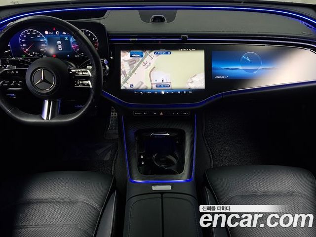 Mercedes-Benz E-Class 2024 — фото 10