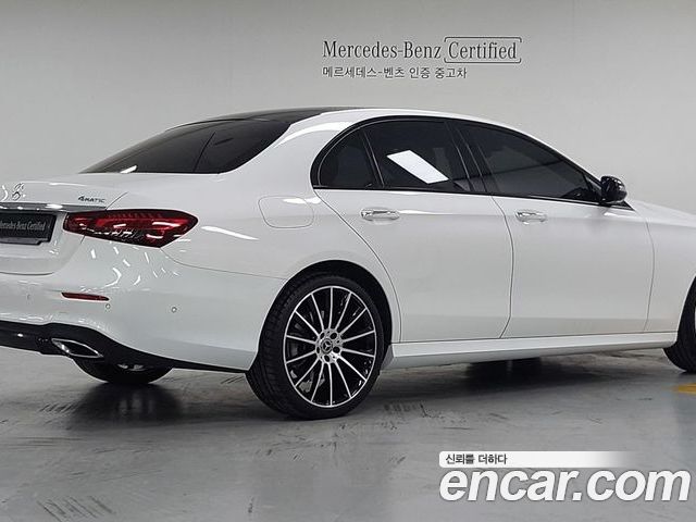 Mercedes-Benz E-Class 2023 — фото 2