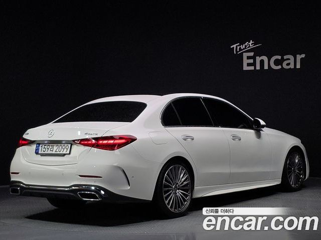 Mercedes-Benz C-Class 2023 — фото 2
