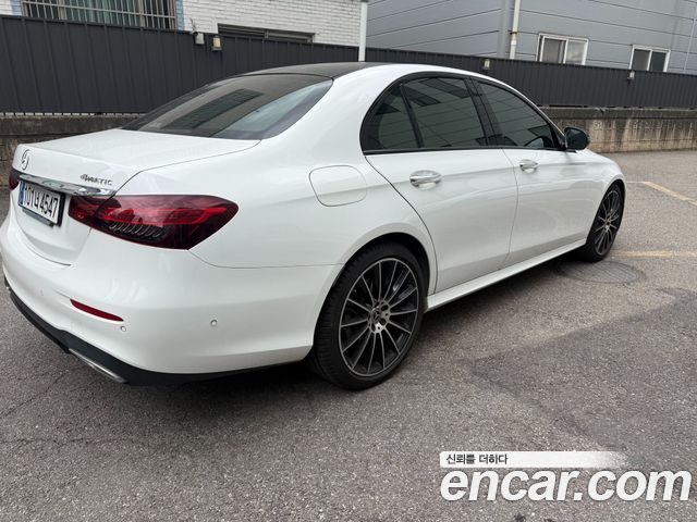 Mercedes-Benz E-Class 2023 — фото 2