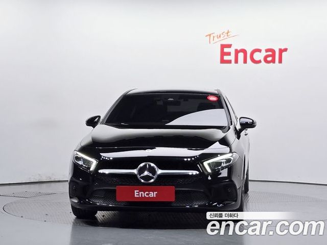 Mercedes-Benz A-Class 2022 — фото 3