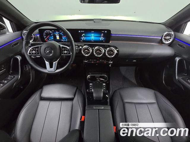 Mercedes-Benz A-Class 2022 — фото 7
