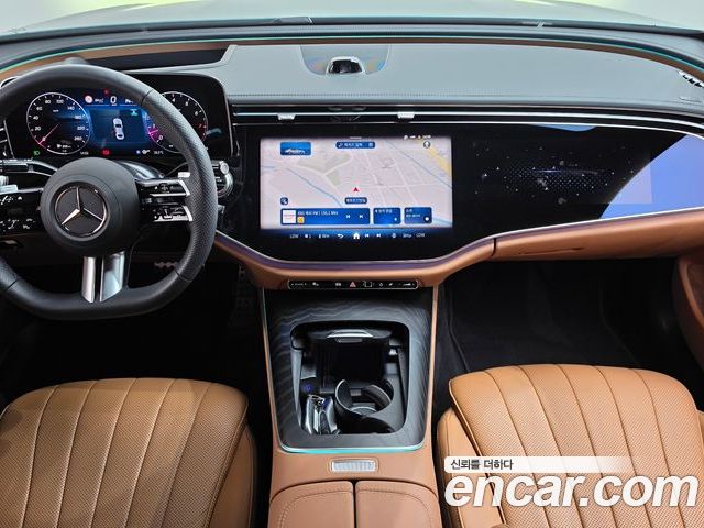Mercedes-Benz E-Class 2025 — фото 10