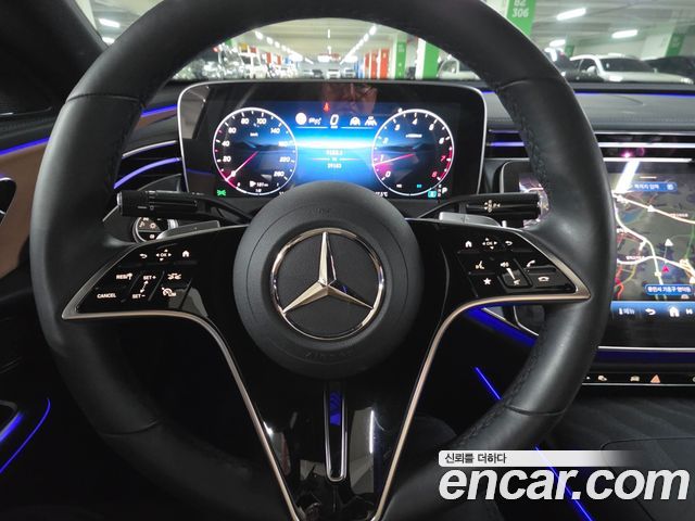 Mercedes-Benz E-Class 2025 — фото 10