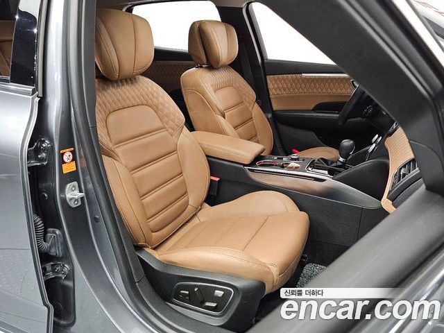 Renault Samsung SM6 2023 — фото 10
