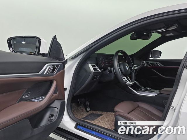BMW 4 Series 2025 — фото 10