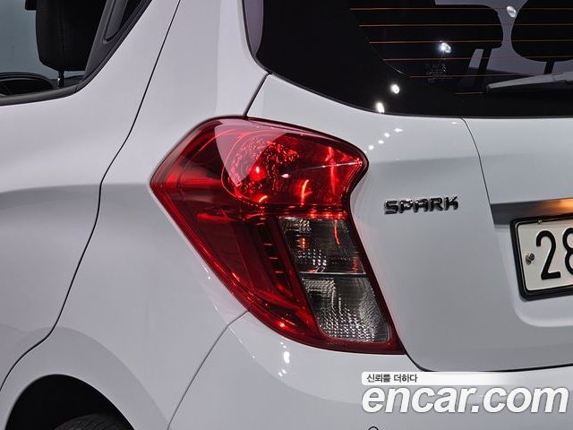 Chevrolet Spark 2022 — фото 9