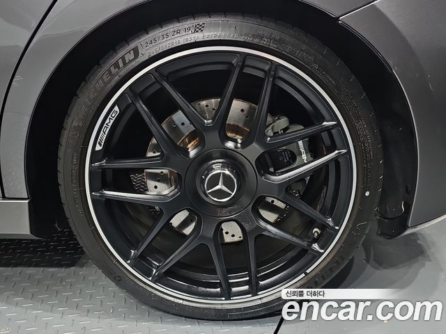 Mercedes-Benz A-Class 2022 — фото 7