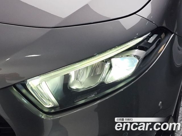 Mercedes-Benz A-Class 2022 — фото 8