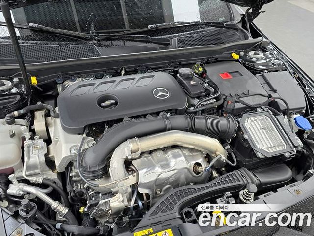 Mercedes-Benz A-Class 2025 — фото 6