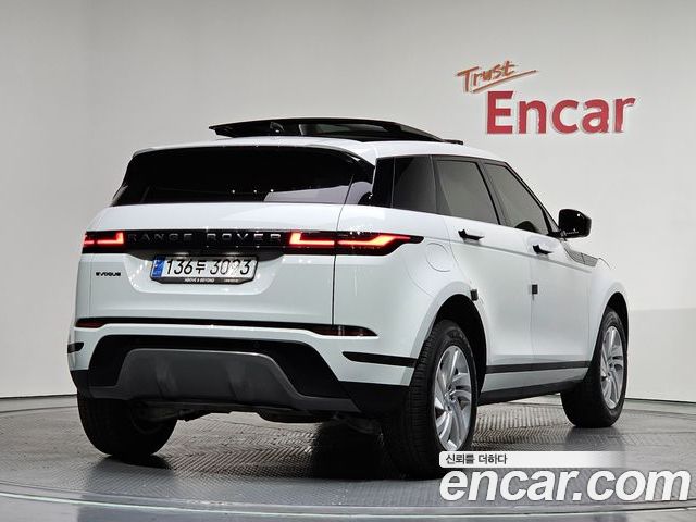 Land Rover Range Rover Evoque 2024 — фото 2