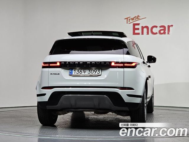 Land Rover Range Rover Evoque 2024 — фото 4