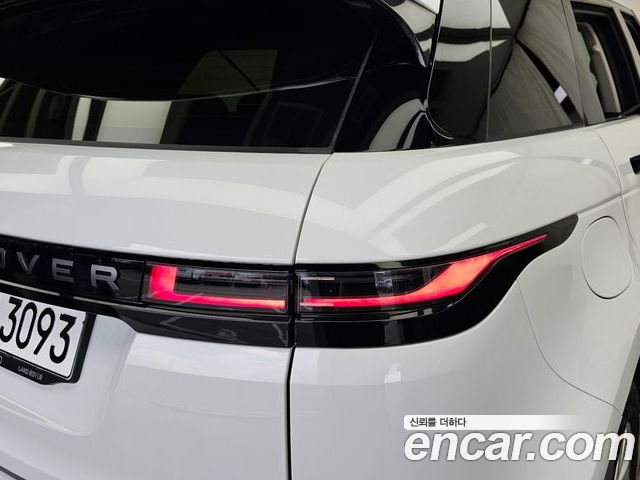 Land Rover Range Rover Evoque 2024 — фото 9