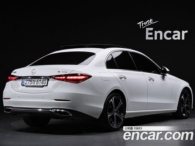 Mercedes-Benz C-Class 2023 — фото 2