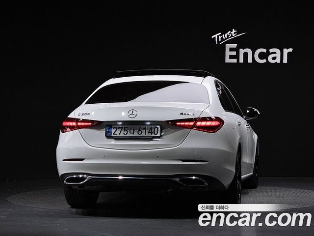 Mercedes-Benz C-Class 2023 — фото 4