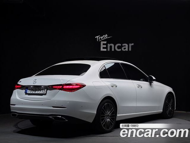 Mercedes-Benz C-Class 2023 — фото 2