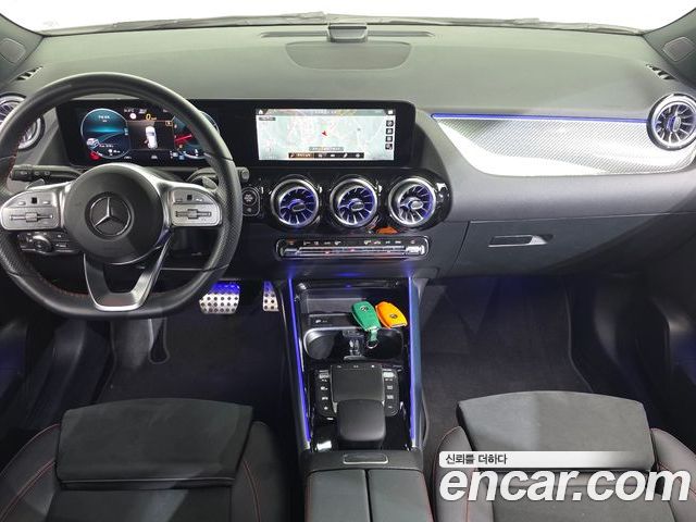 Mercedes-Benz GLA 2023 — фото 10