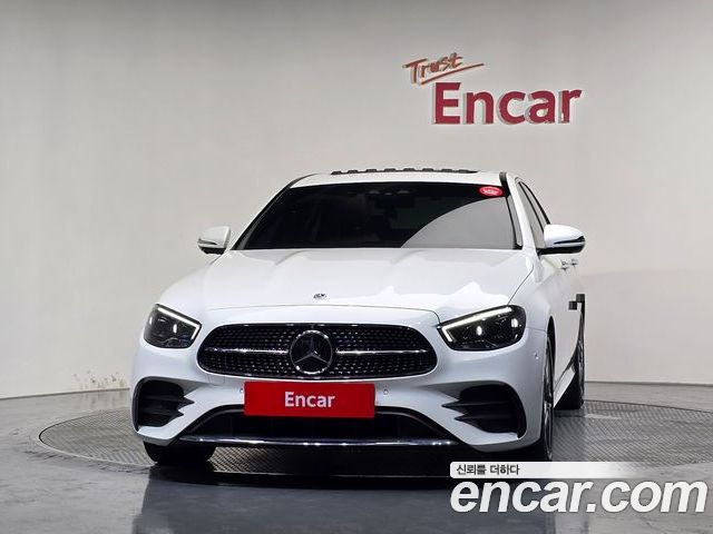 Mercedes-Benz E-Class 2023 — фото 3
