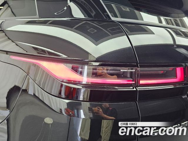 Land Rover Range Rover Evoque 2025 — фото 9