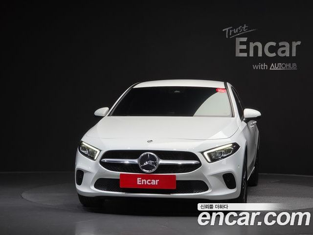 Mercedes-Benz A-Class 2023 — фото 3