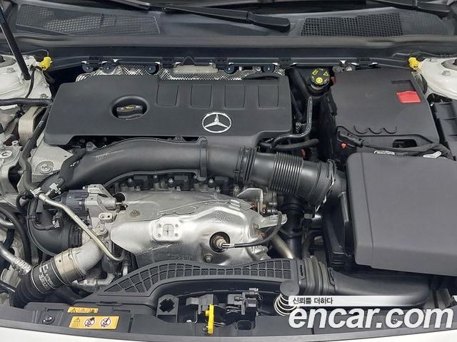 Mercedes-Benz CLA 2022 — фото 6