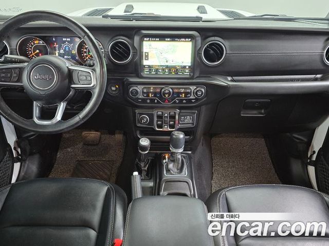 Jeep Wrangler 2022 — фото 10