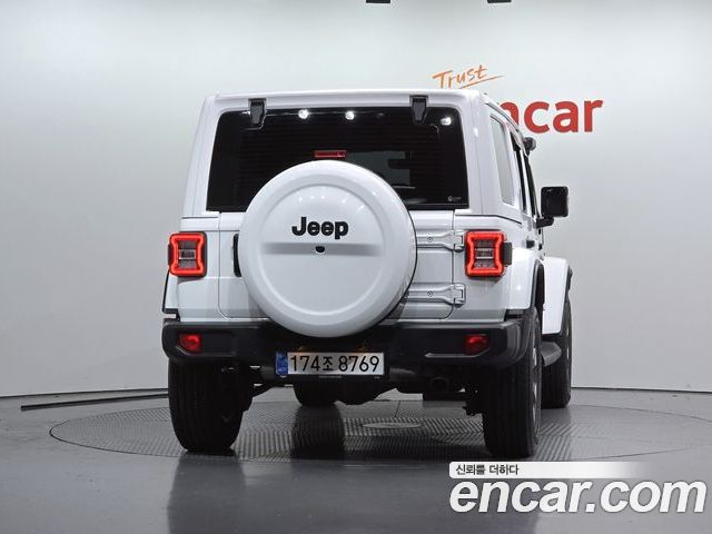 Jeep Wrangler 2022 — фото 4