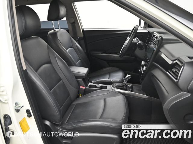 SsangYong Tivoli 2022 — фото 10