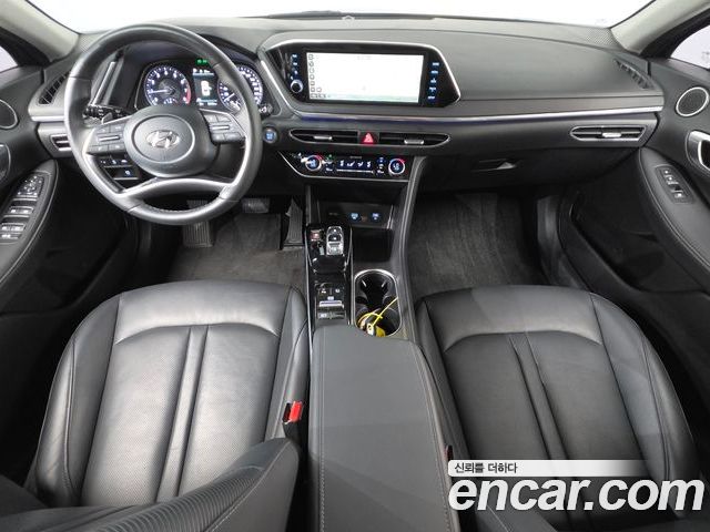 Hyundai Sonata 2022 — фото 10
