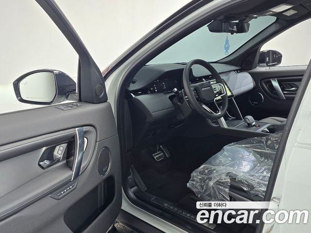 Land Rover Discovery Sport 2025 — фото 10