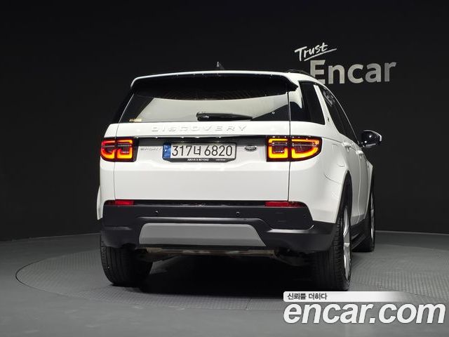 Land Rover Discovery Sport 2022 — фото 4