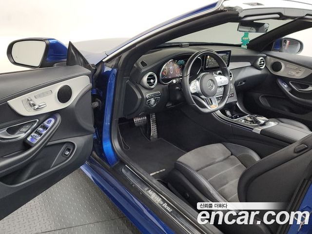 Mercedes-Benz C-Class 2022 — фото 10