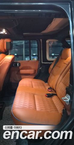 Jeep Wrangler 2022 — фото 10