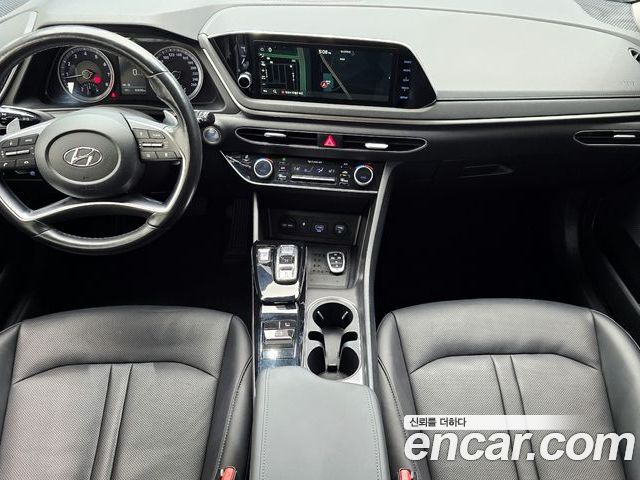 Hyundai Sonata 2022 — фото 10