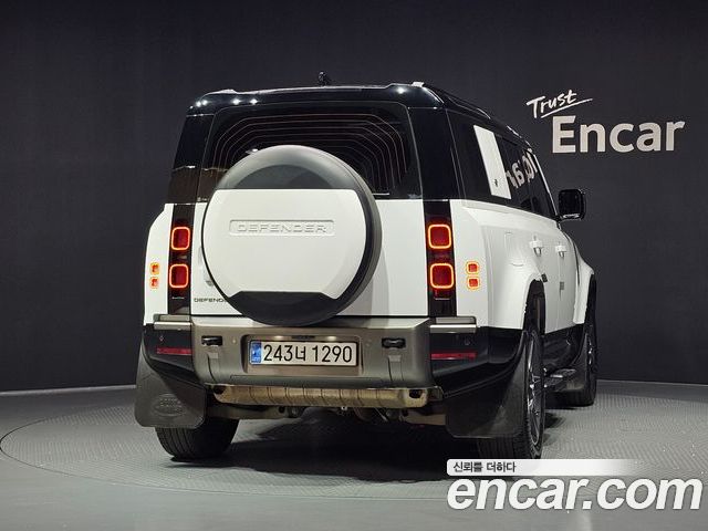 Land Rover Defender 2024 — фото 4