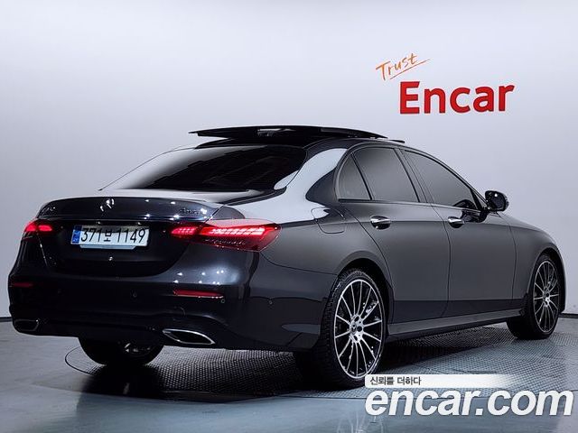 Mercedes-Benz E-Class 2023 — фото 2
