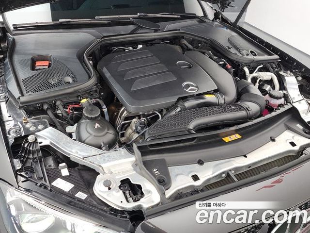 Mercedes-Benz E-Class 2023 — фото 6