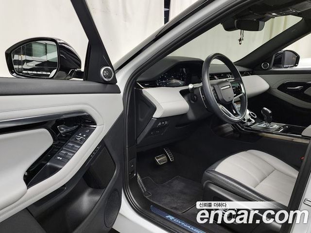 Land Rover Range Rover Evoque 2022 — фото 10